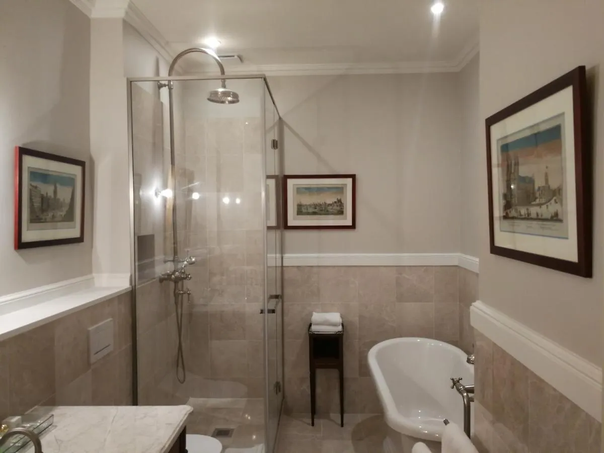 Otel D'angleterre 3*